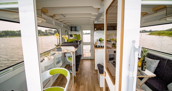 Glamping Hausboot Templin